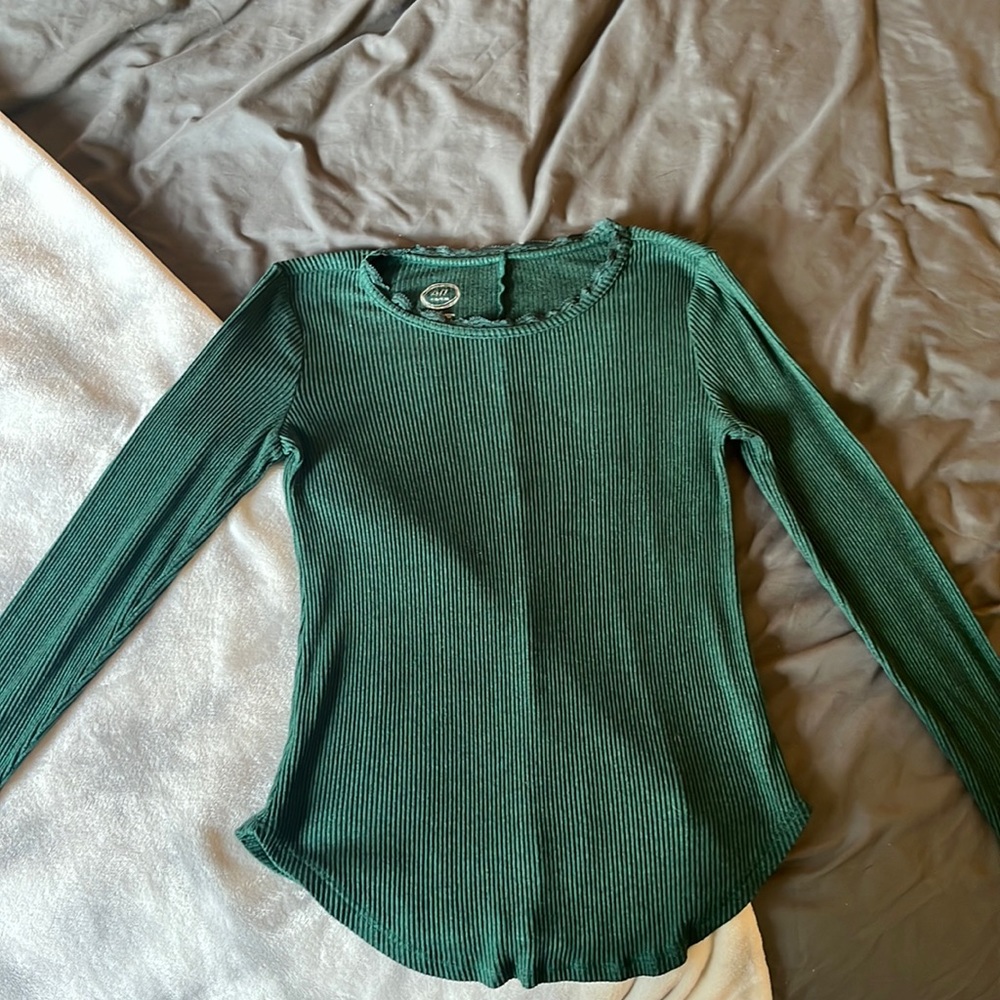 24/7- maurices long sleeve tee